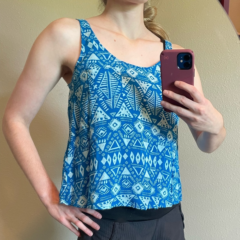 Lightweight Blue Tank Top From H&M - Picture 5 of 5